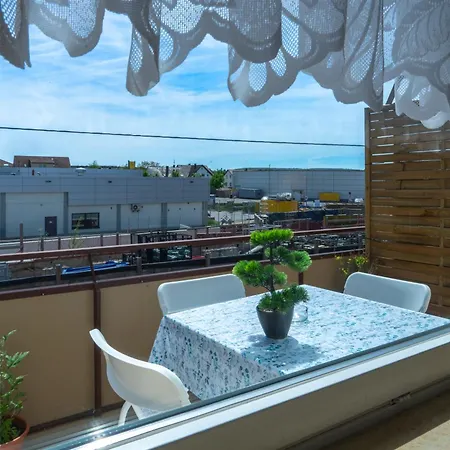 Cosystay Near Airport &messe פילדרשטאט
