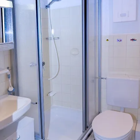 Cosystay Near Airport &messe *